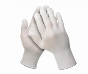 Перчатки нейлоновые белые бесшовные Состав: (100% нейлон)